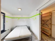 Schlafzimmer mit Ankleide