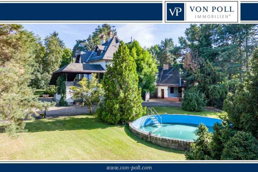 Villa mit Pool und großer Gartenanlage - Haus kaufen in Groß Köris - Seeliegenschaft mit Villa auf parkähnlichem Anwesen - 40 Meter private Uferzone