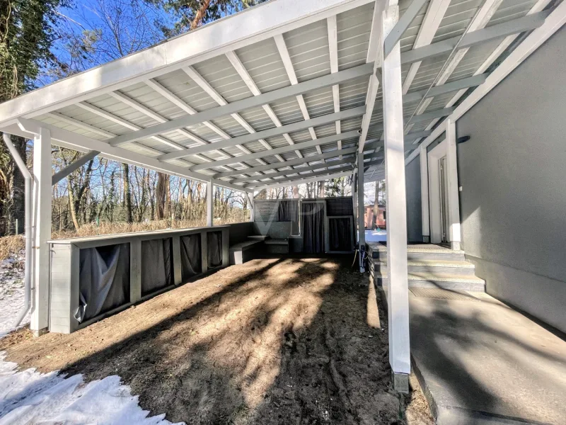 Carport