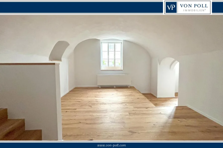 Titelbild - Wohnung kaufen in Laudenbach - Exklusive Eigentumswohnung mit Künstleratelier