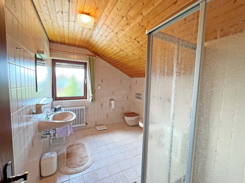 Badezimmer Dachgeschoss