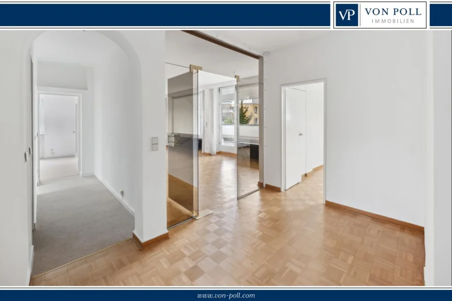 Titelbild - Wohnung mieten in Berlin - Erstvermietung nach Sanierung: moderne Dachgeschoss Maisonette in Lichterfelde