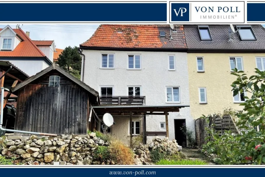 Titelbild - Haus kaufen in Wallerstein - Liebhaberimmobilie mit Charme - Doppelhaushälfte mit Denkmalschutzabschreibung