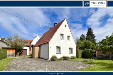  - Haus kaufen in Donauwörth - Traumhaftes Grundstück in Top-Lage: Sanierungsbedürftiges Einfamilienhaus mit Garten und Garage