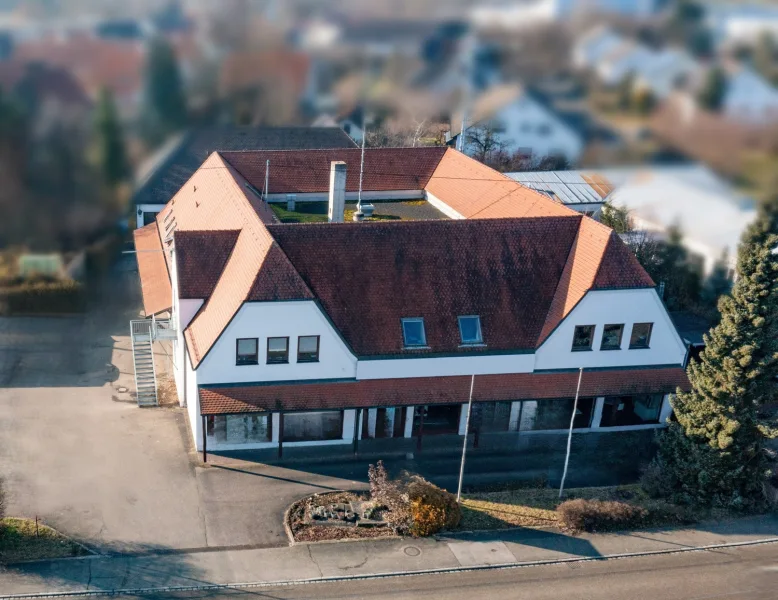 Außenansicht - Halle/Lager/Produktion mieten in Nördlingen / Baldingen - Lagerfläche / Werkstatt / Wohnmobilgarage mit ca. 50 m² in zentraler Lage in Baldingen / Nördlingen