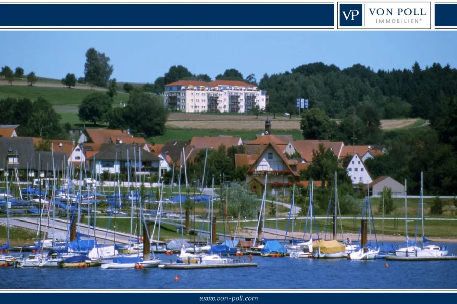 Titelbild - Wohnung kaufen in Spalt - Rarität am Großen Brombachsee: Beeindruckende Ferienwohnung mit Balkon und direktem Seeblick