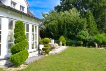 Wintergarten mit angrenzender Terrasse