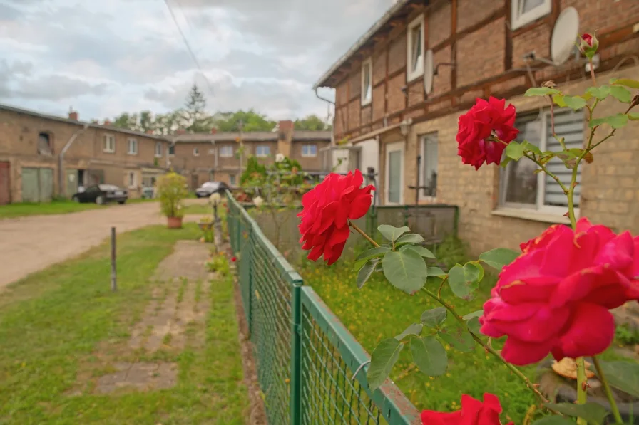 00 - Haus kaufen in Zehdenick - Ganz was Besonderes: 16-WE-Wohnungsanlage in historischen Werksbauten auf 20.000 m2 am Flußufer