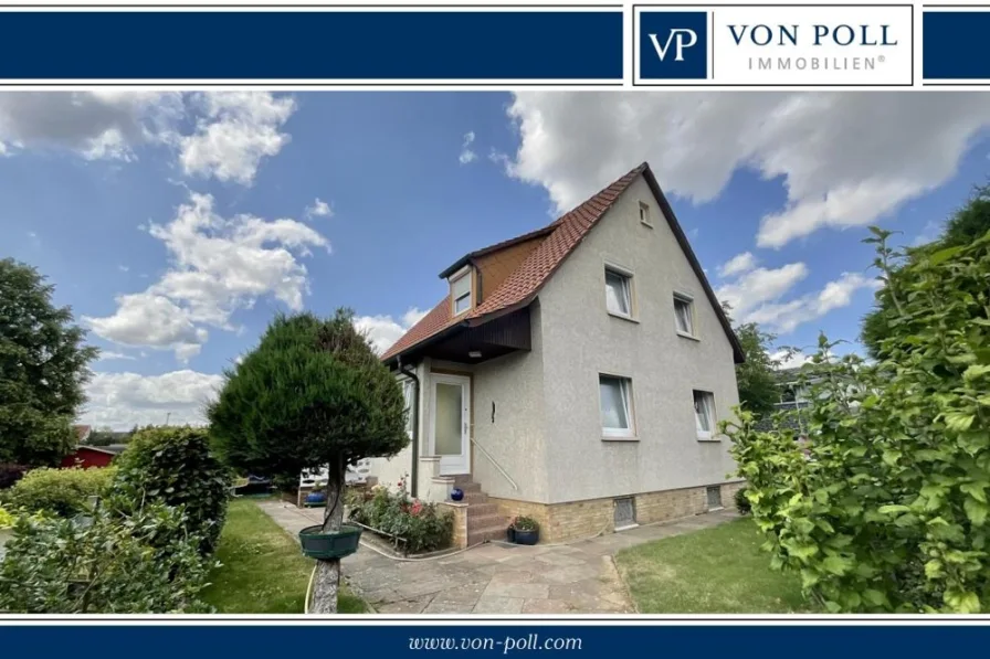 Hausansicht - Haus kaufen in Laatzen / Rethen - In zweiter Reihe wohnt es sich ruhiger - gepflegtes EFH mit Keller in Rethen zu verkaufen!