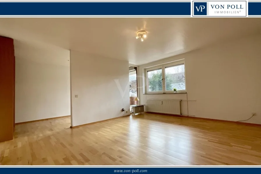 Wohnbereich - Wohnung kaufen in Hemmingen - Attraktive 4-Zimmer-Wohnung im Hochparterre mit großer Terrasse und Gartenanteil in Arnum!