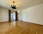 Zimmer 2 mit Balkon