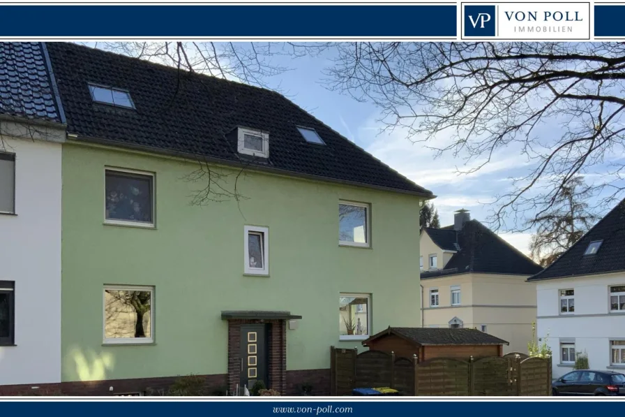 Straßenansicht - Wohnung kaufen in Solingen - Modernisierte  Maisonette in ruhiger und zentraler Wohnlage der Südstadt