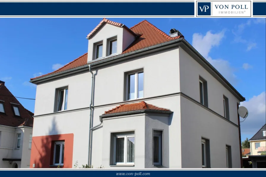  - Haus kaufen in Löbau - Modernisiertes Haus mit Balkon, Garten und Garage.