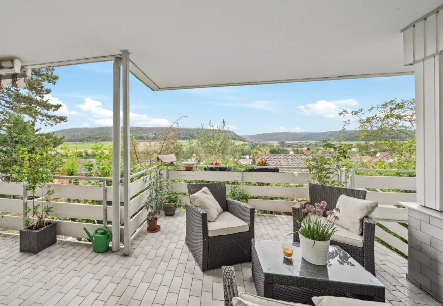 Balkon mit Blick ins Altmühltal