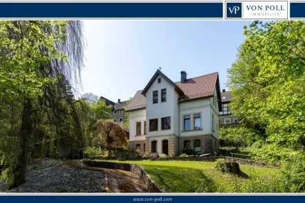 Titelbild - Haus kaufen in Detmold - Geräumiges Haus für Naturliebhaber am Waldrand
