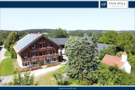 Titelbild - Haus kaufen in Erlbach - Eindrucksvoller Landsitz mit malerischem Panorama und  reichlich Raum zur Entfaltung