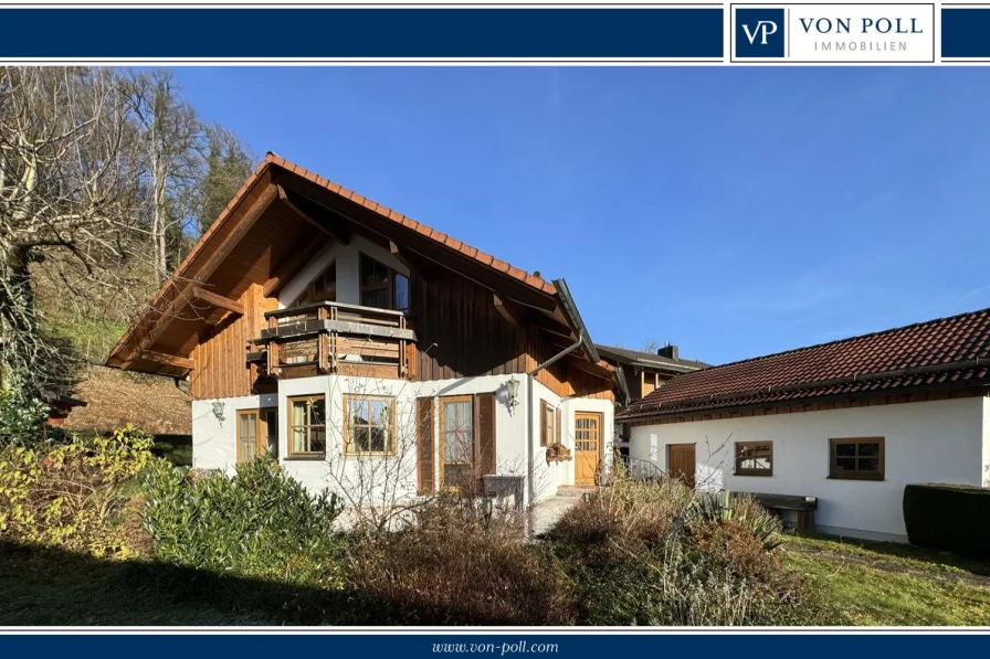 Titelbild - Haus kaufen in Gars am Inn - Naturnahes Familienidyll: Stilvolles Wohnen mit viel Platz und Natur pur