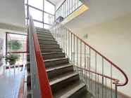 massive Treppe