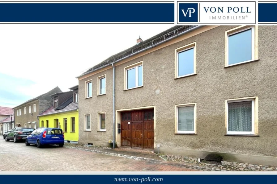 Titelbild - Haus kaufen in Niemegk - Mehrfamilienhaus mit Aus- und Umbaupotenzial in Niemegk