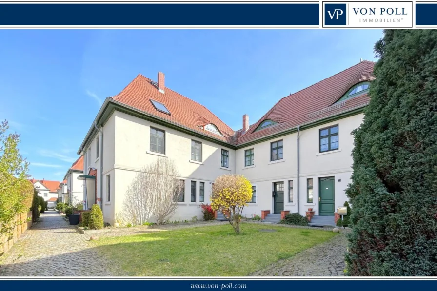 Titelbild - Haus kaufen in Brandenburg an der Havel - Hinreißendes Reihenhaus mit Ausbaupotenzial