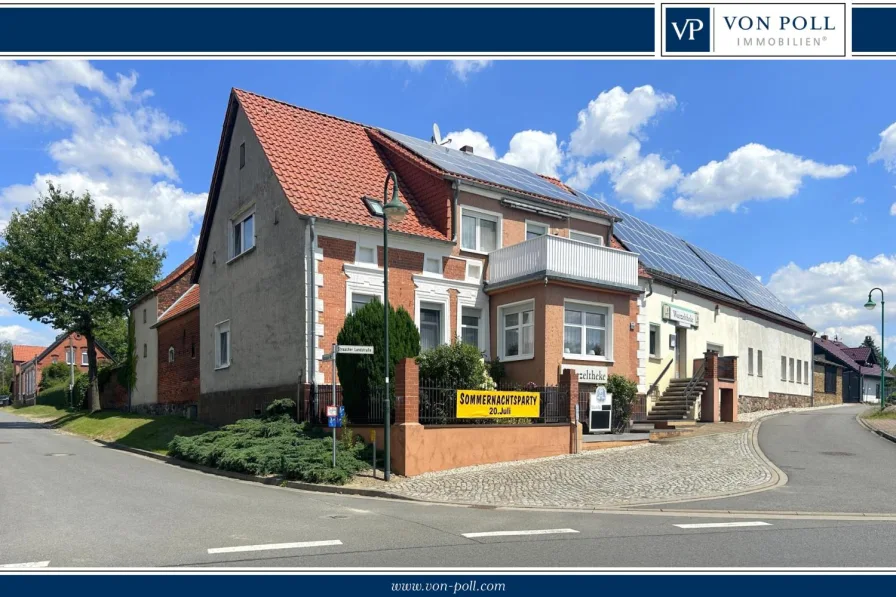 Titelbild - Haus kaufen in Lutherstadt Wittenberg - Großes Einfamilienhaus mit Anbau, Nebengebäude und Gewerbefläche