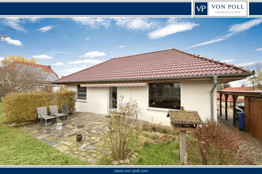 Titelbild - Haus kaufen in Kloster Lehnin - Gepflegter Wohnbungalow mit Terrasse und Garten