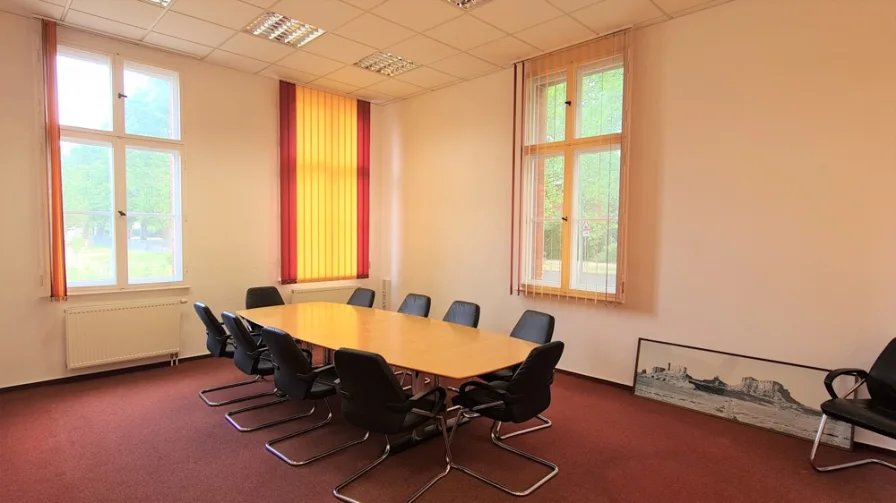 Büro / Konferenzraum