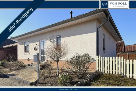 Titelbild - Haus kaufen in Brandenburg an der Havel - Gemütlicher Wohnbungalow vor den Toren der Stadt