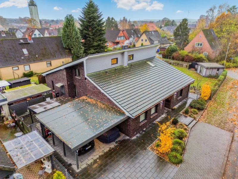 Haus und Carport