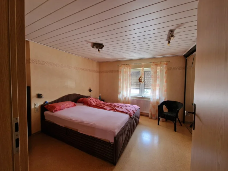 Schlafzimmer OG