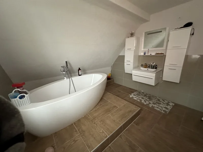 Badezimmer DG