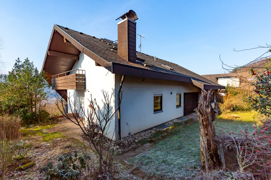 Hausansicht - Haus kaufen in Seelbach - Platz für die ganze Familie mit atemberaubenden Panoramaausblick