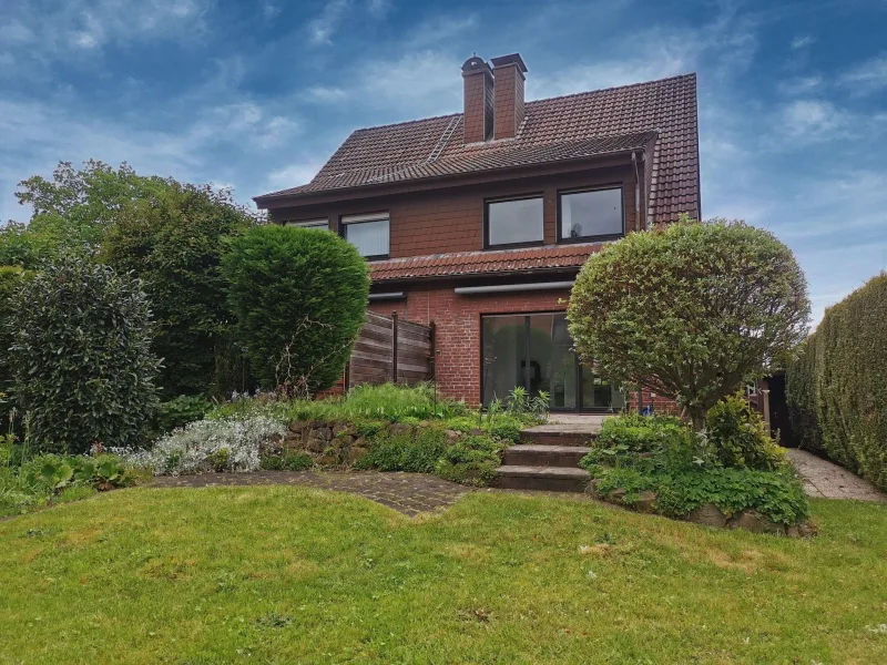 Außenansicht Garten - Haus kaufen in Recklinghausen - Doppelhaushälfte mit Garten und Carport in Recklinghausen