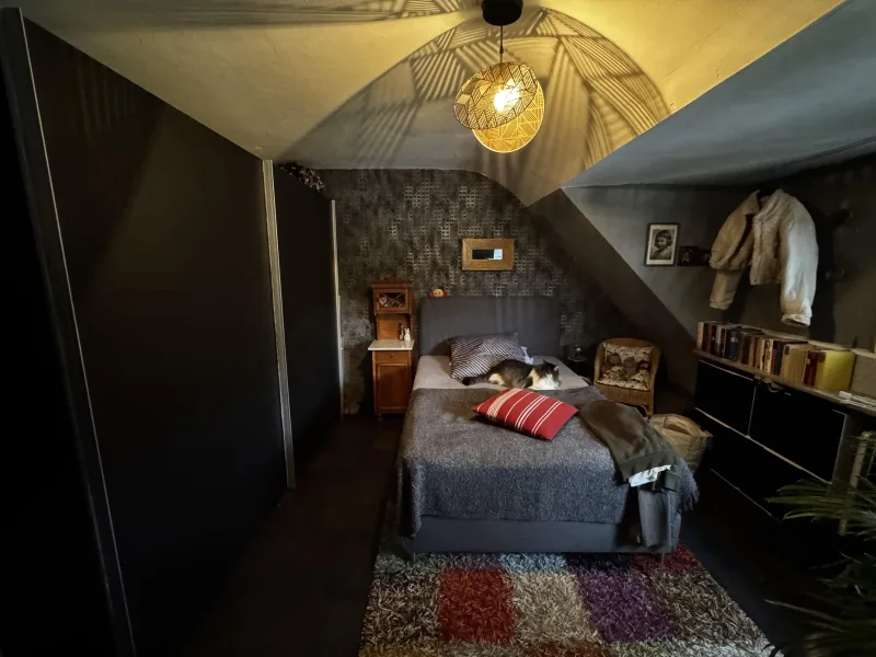 Schlafzimmer DG