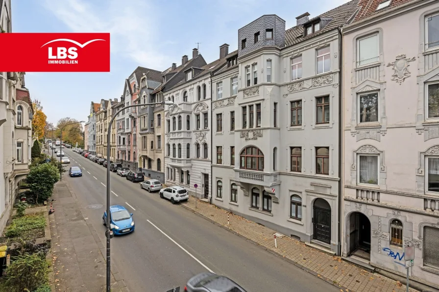 Außenansicht - Wohnung kaufen in Wuppertal - Großzügige 4-Zimmer-Wohnung mit kleinem Balkon in Wuppertal-Vohwinkel!