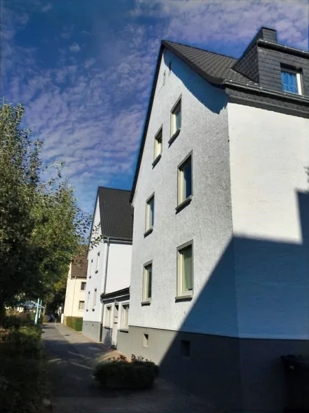 Hausansicht 5 