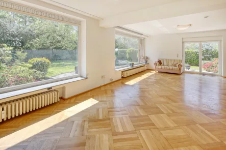 Wohnzimmer - Haus kaufen in Köln - Mehrgenerationenhaus  -  Soforteinzug  ???
