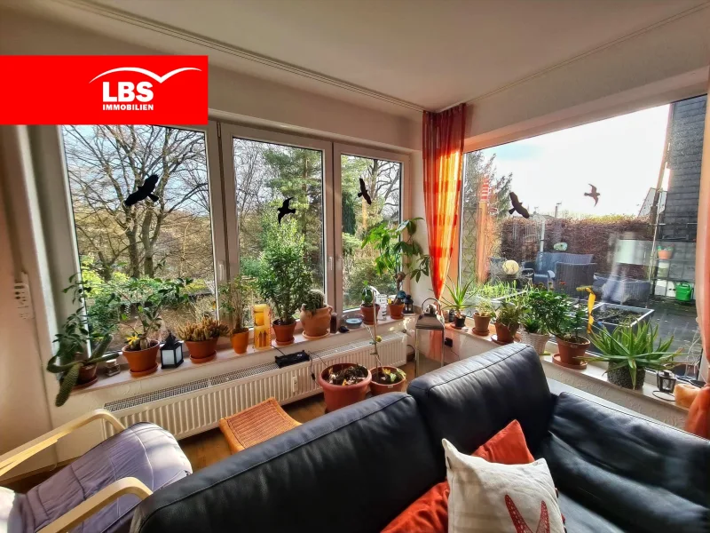 Wohnzimmer - Haus kaufen in Leverkusen - Viel Platz für die ganze Familie