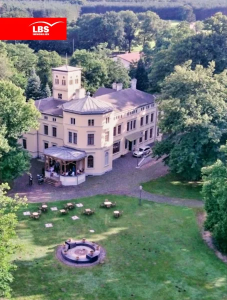 Park Schlösschen - Haus kaufen in Magdeburg - Schlösschen! Die Vision umsetzen? Wellness Oase, Kurhotel, Privatklinik ...