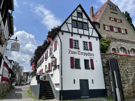 Haupthaus - Gastgewerbe/Hotel kaufen in Köln - Gasthaus zum Treppchen - Tradition seit 1656 in Rodenkirchen am Rhein