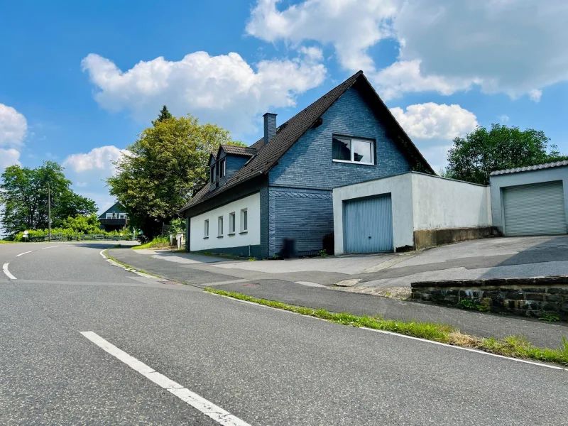 Straßenansicht Haus