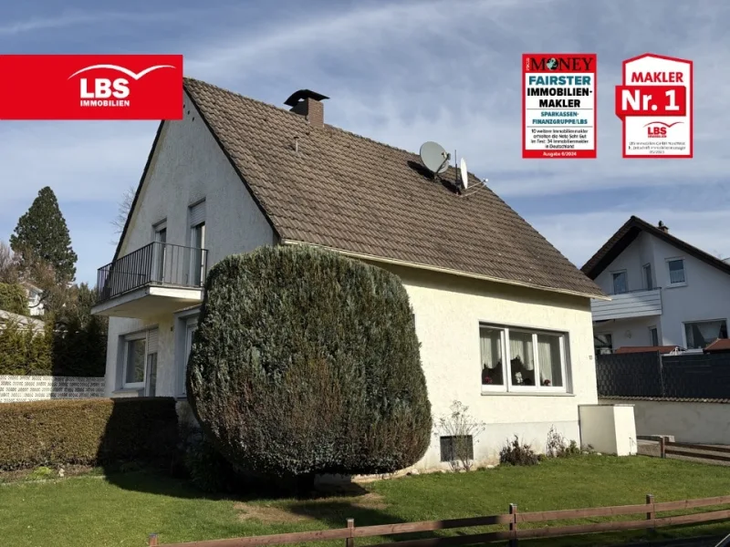 Außenansicht - Haus kaufen in Solingen - Einfamilienhaus mit Garten und Doppelgarage in ruhiger Lage