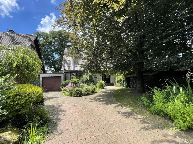 Garten vorne - Haus kaufen in Dorsten - Großzügiges EFH mit Büro im Keller