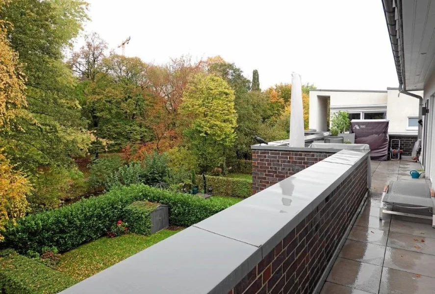 Dachterrasse am Schlafzimmer 