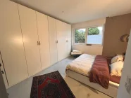 Schlafzimmer Eltern EG