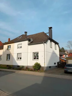 Ansicht vorne - Haus kaufen in Gelsenkirchen -  Modernisierte DHH mit 2 Wohneinheiten - GE-Reese