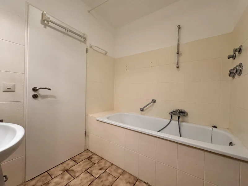 Badezimmer Wohnung 2