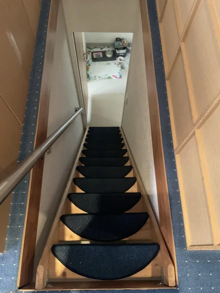 Treppe zum Dachboden EFH