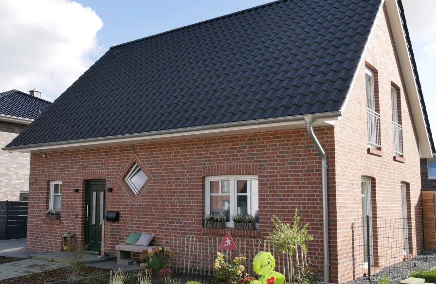 Ansicht straßenseitig - Haus kaufen in Coesfeld - Sie haben ein Grundstück? Wir Ihr Massivhaus - gleich Katalog anfordern!