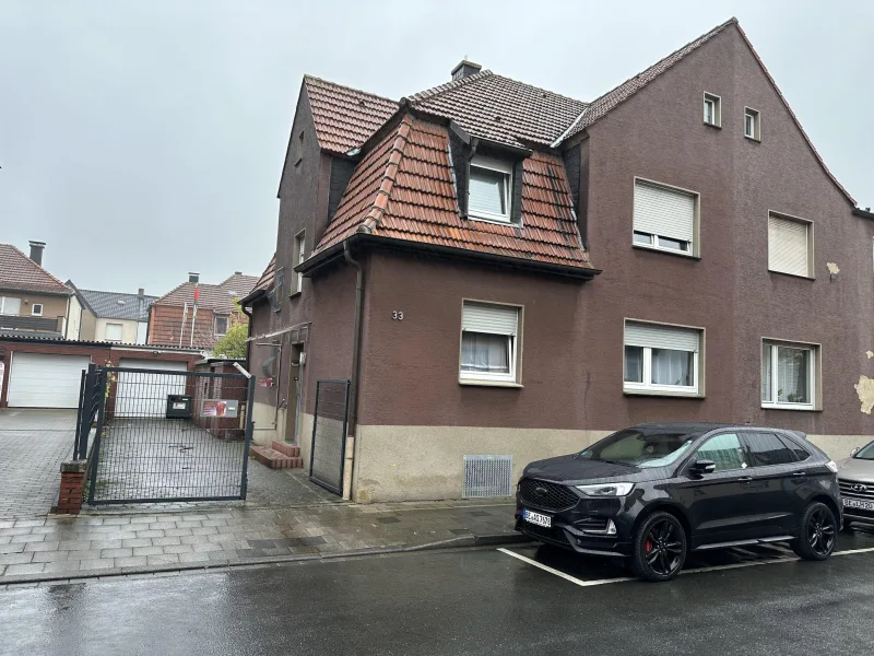 Außenansicht - Haus kaufen in Ahlen - Viel Platz für die große Familie!!